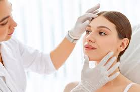 SKIN ANALYSIS WITH AESTHETICIAN